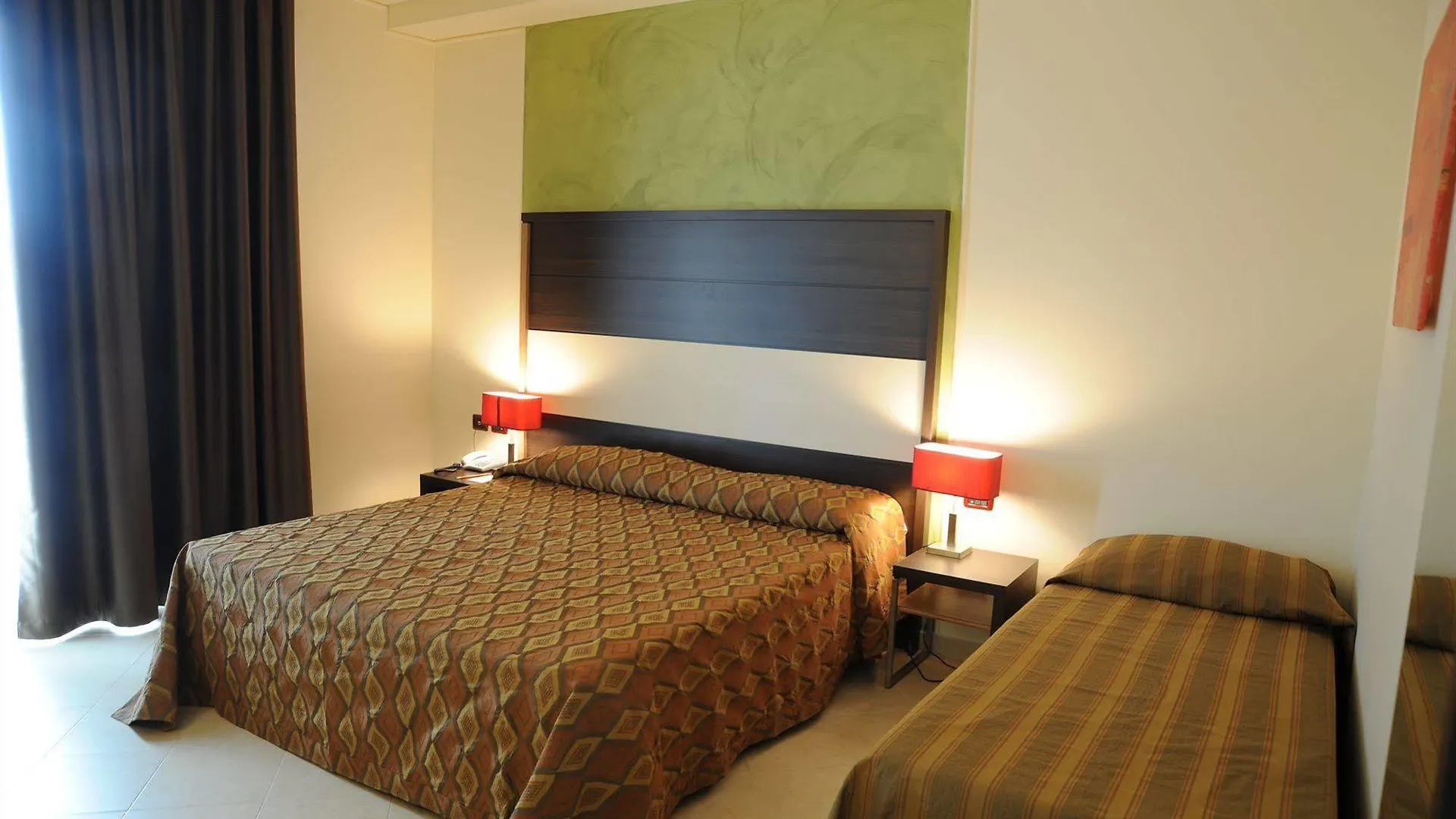 Viola Palace Hotel Villafranca Tirrena