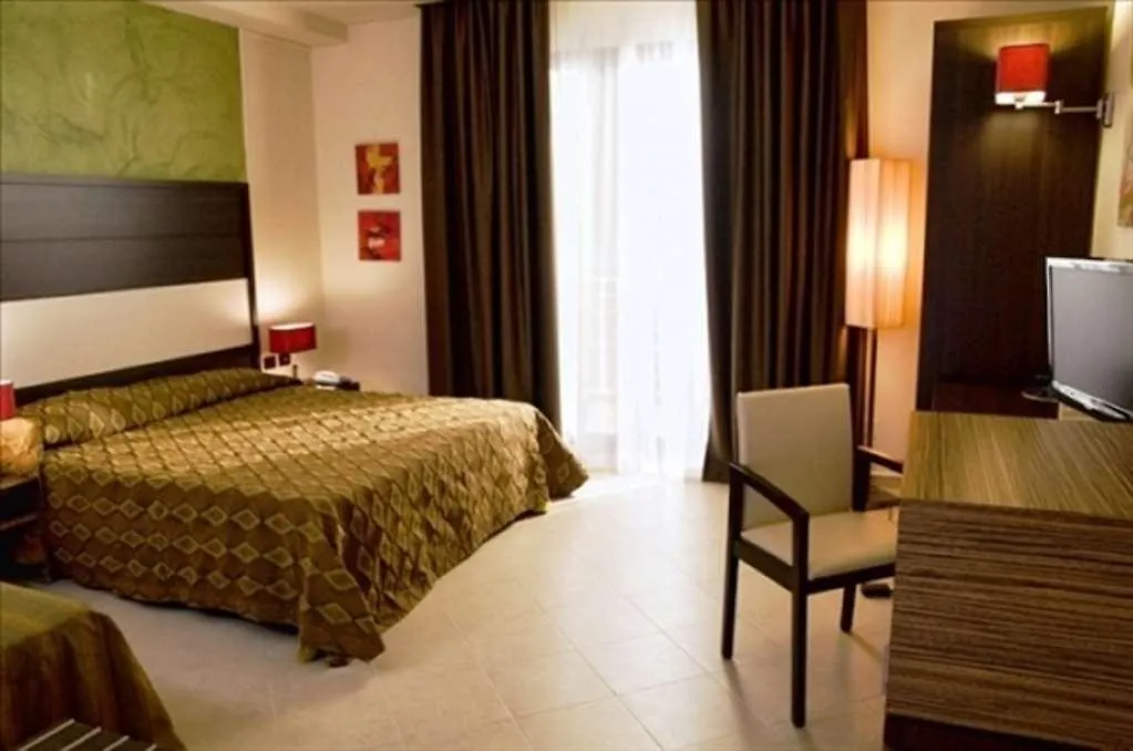 Viola Palace Hotel Villafranca Tirrena