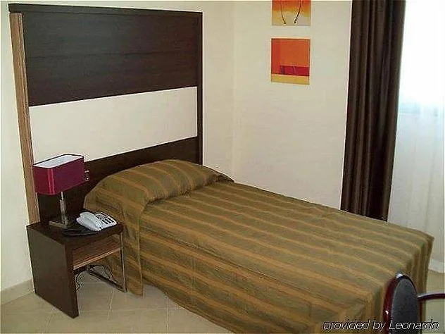Viola Palace Hotel Villafranca Tirrena Italy