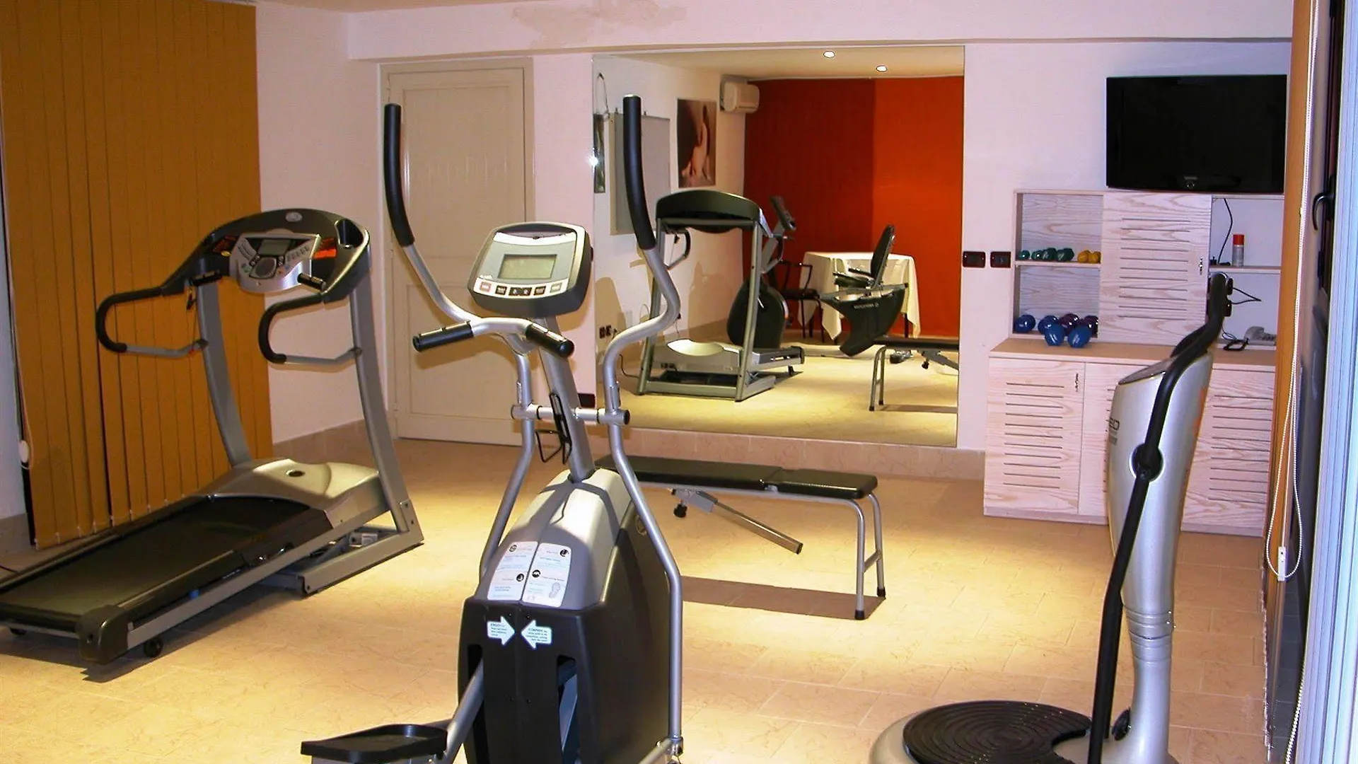 Viola Palace Hotel Villafranca Tirrena 4*,