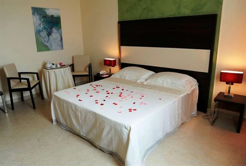 Viola Palace Hotel Villafranca Tirrena 4*,  Italy