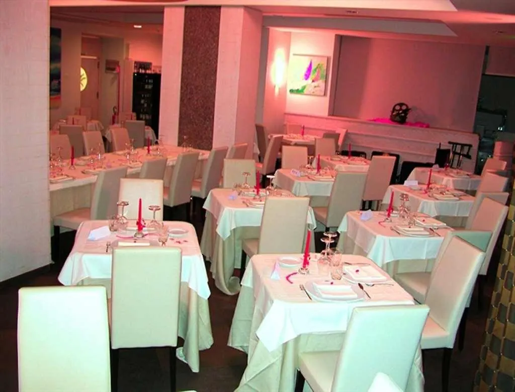 Viola Palace Hotel Villafranca Tirrena 4*,  Italy