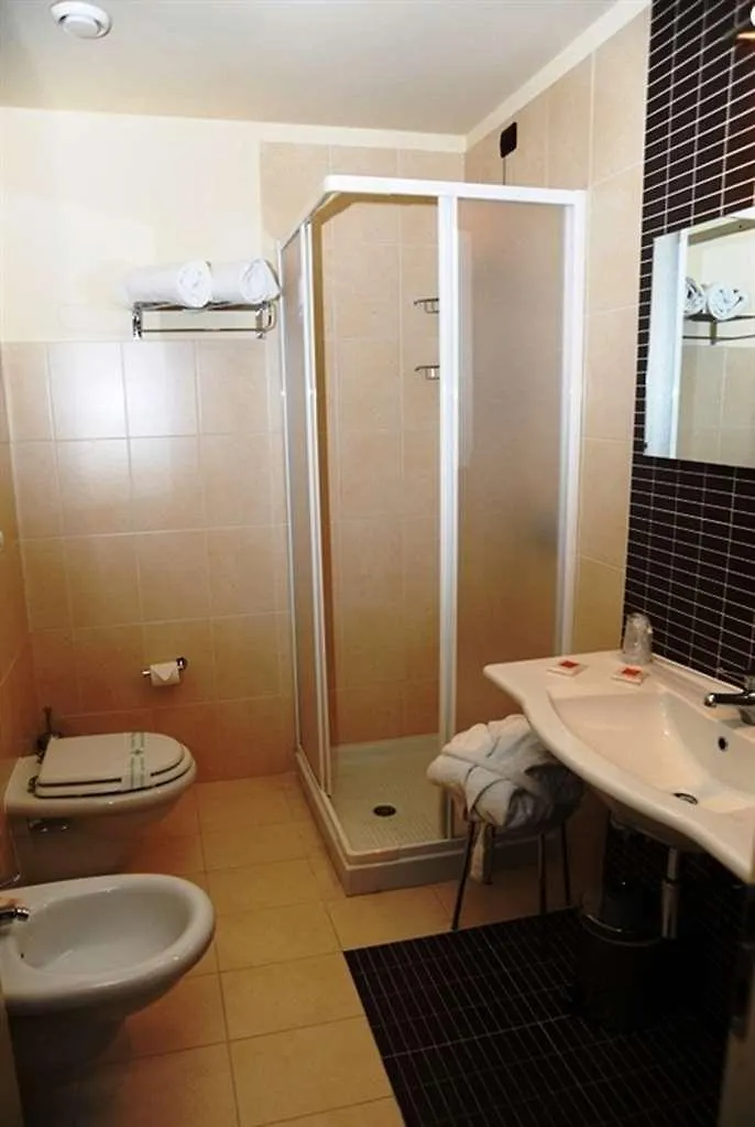 Viola Palace Hotel Villafranca Tirrena