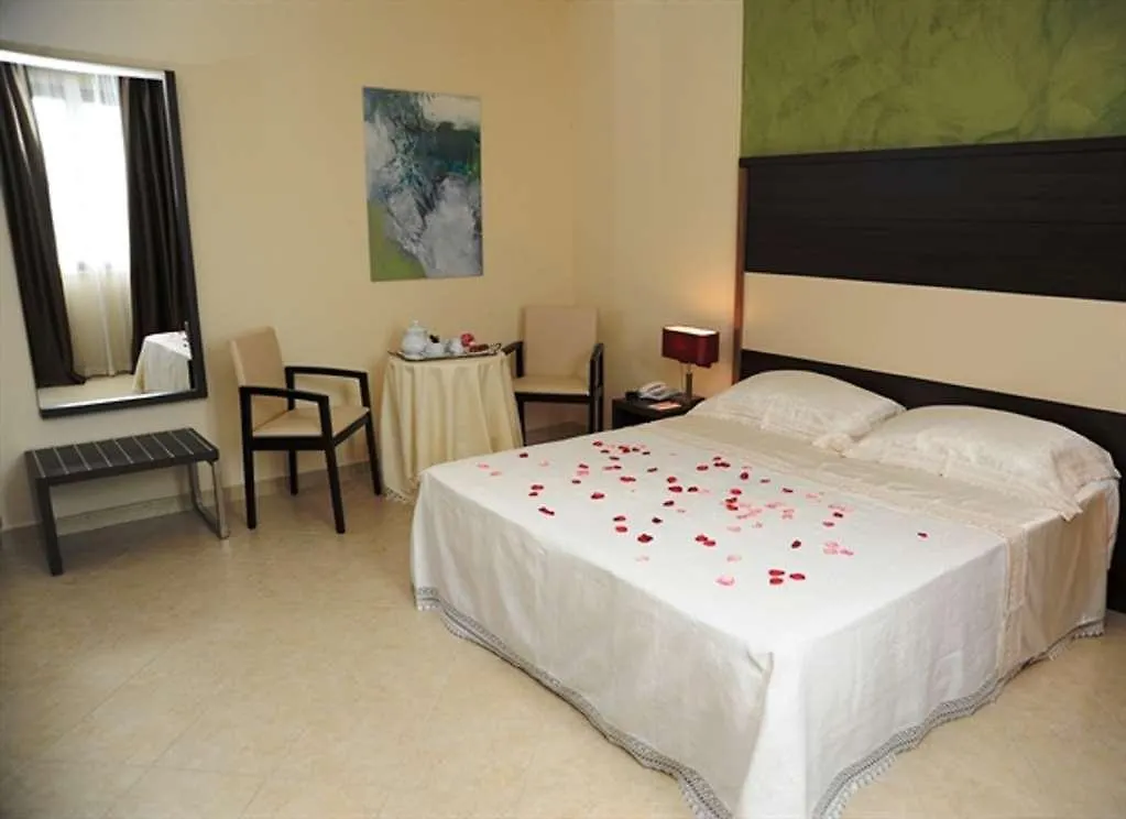 Viola Palace Hotel Villafranca Tirrena